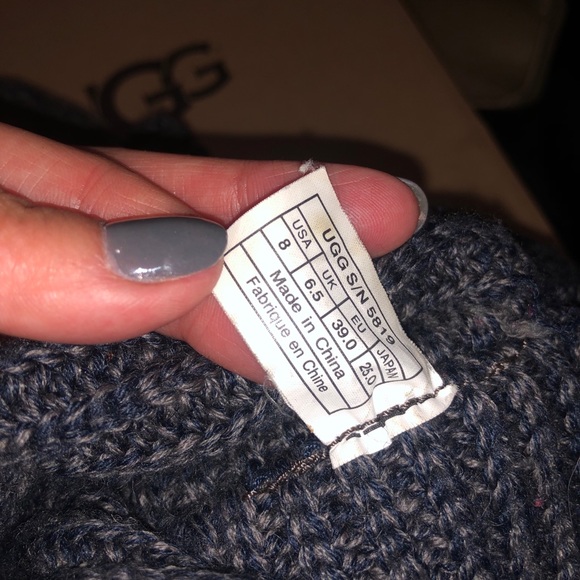 Ugg Bailey Button Boot 8 RARE - Picture 8 of 9